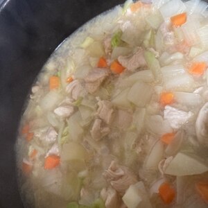 シチューの素で❤白菜と鶏むね肉のクリーム煮